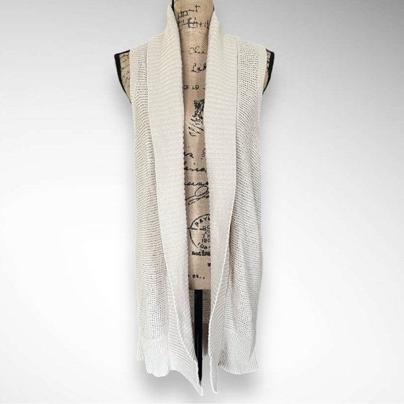 GAP Women's Cream Sleeveless Knit Cardigan With Shawl Collar Small | EUC - Picture 4 of 10